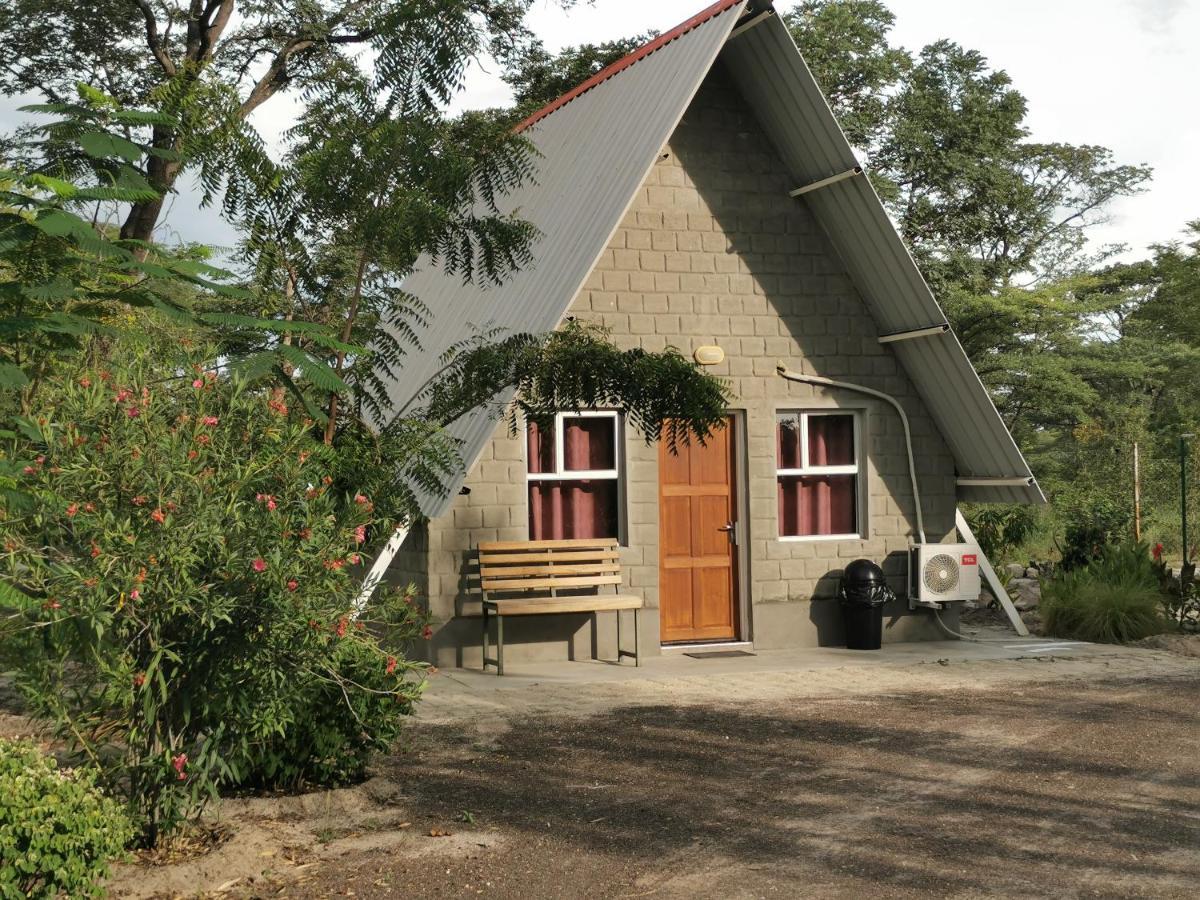 Happy Forest B&B Katima Mulilo Bagian luar foto