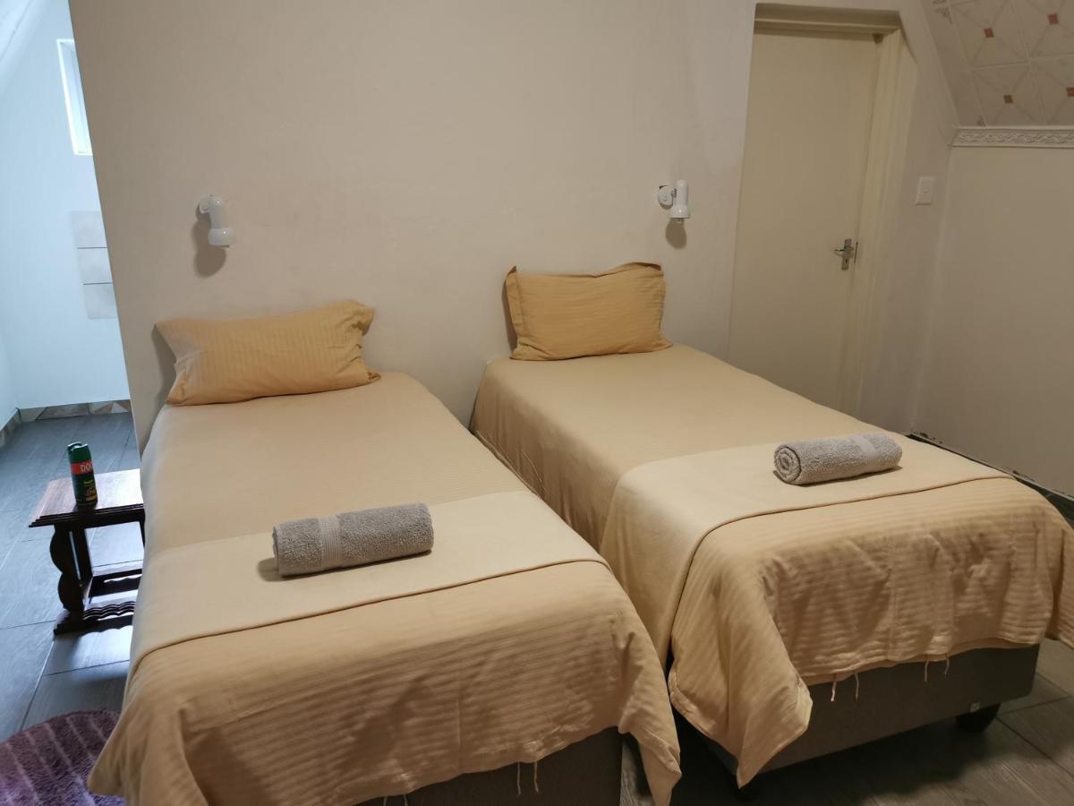 Happy Forest B&B Katima Mulilo Bagian luar foto