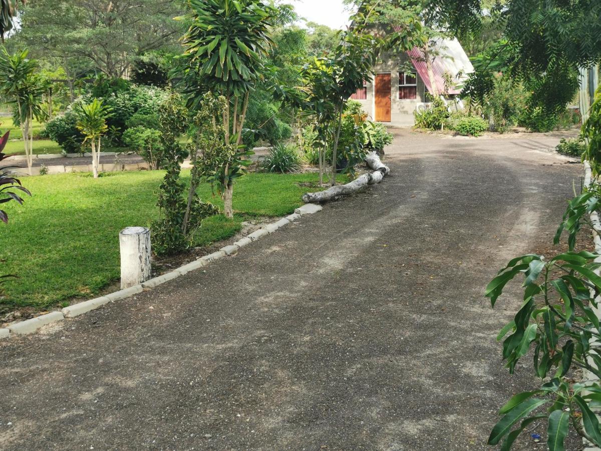 Happy Forest B&B Katima Mulilo Bagian luar foto