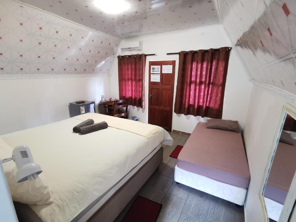 Happy Forest B&B Katima Mulilo Bagian luar foto